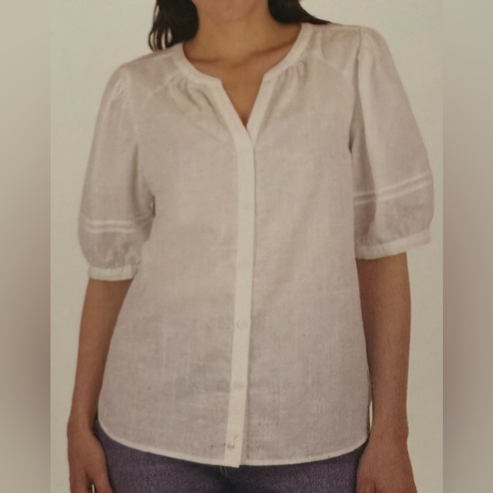beachlunchlounge White Notch Neck Bottom up Blouse Tunic